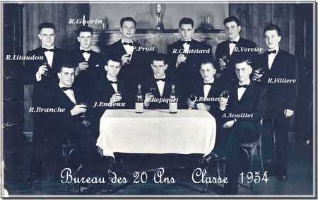 bureau_classe_1954